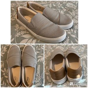 TOMs Slip Ons